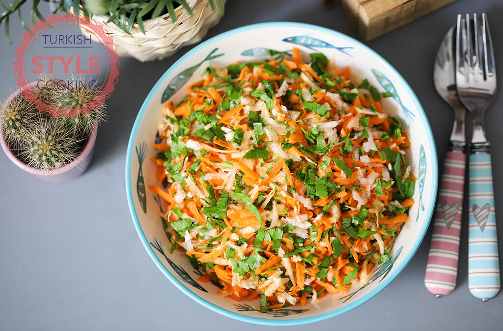 Kohlrabi-Carrot Salad with Dill Vinaigrette