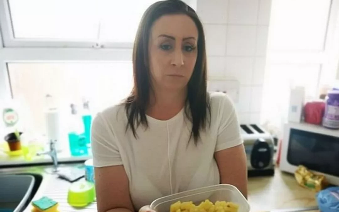 Woman Enraged as A Vegetarian Lasagna Tastes like Bacon